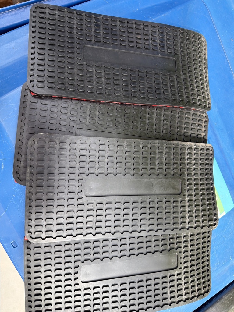 [mk-1011170] Side Step Mat (Set of 4) MK-1011170